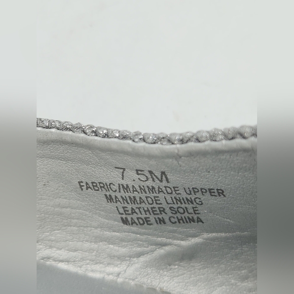 Gianni Bini Silver Rhinestone Embellished Slingback Pumps - Size 7.5 - Picture 16 of 17